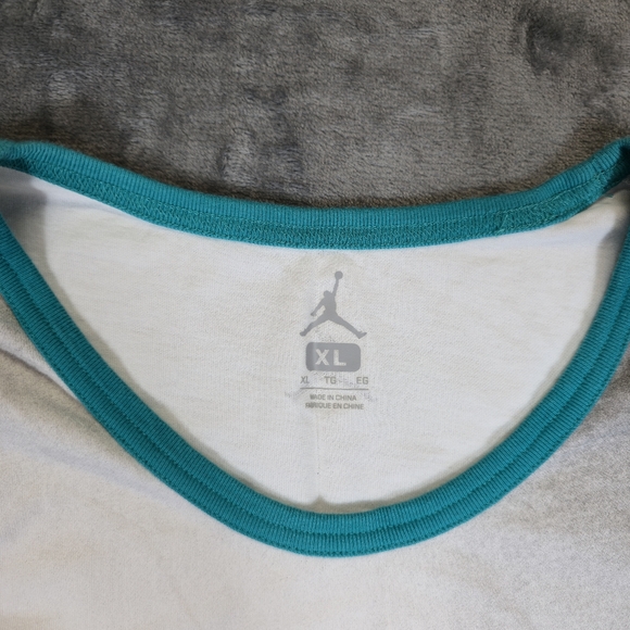Jordan Jumpman Tank Top Sleeveless Shirt Size XL Fits Large White Teal - Picture 2 of 6